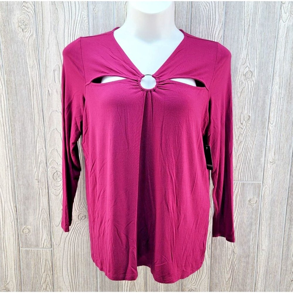 Torrid 1 Shirt Womens 1X 14-16 Dark Pink Super Soft Knit Chest Slits Stretch NWT
